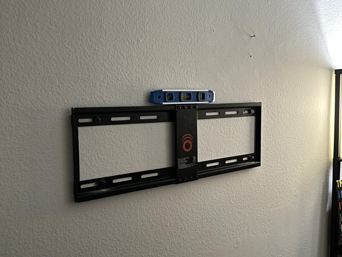 Flat TV Mount