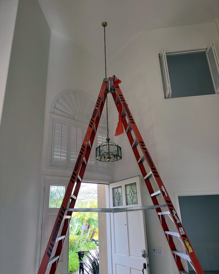 Foyer chandelier install, before